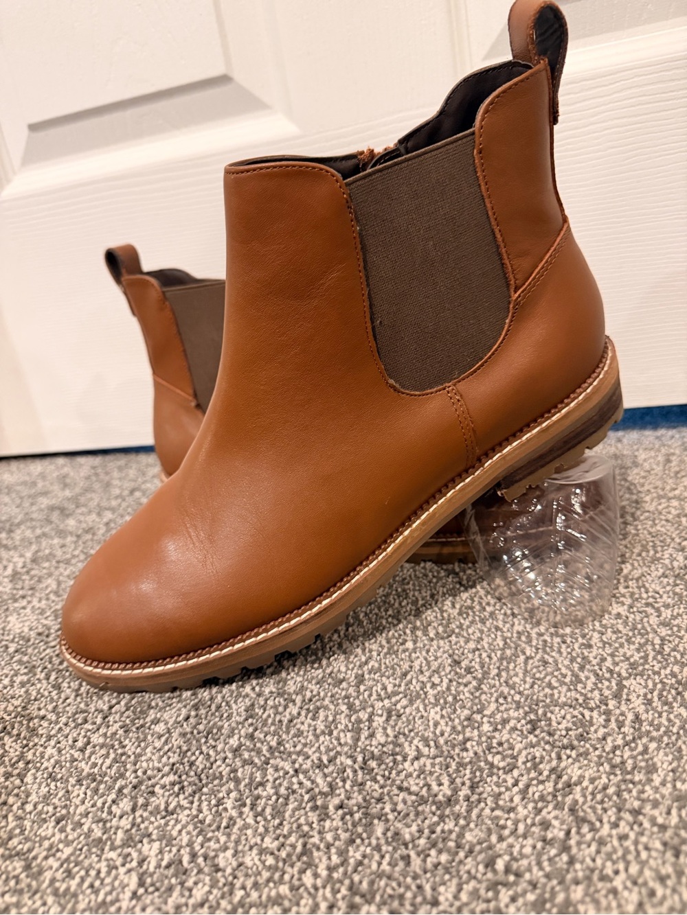 New Land's End Women’s Chelsea Ankle Boots - size 10, Cognac